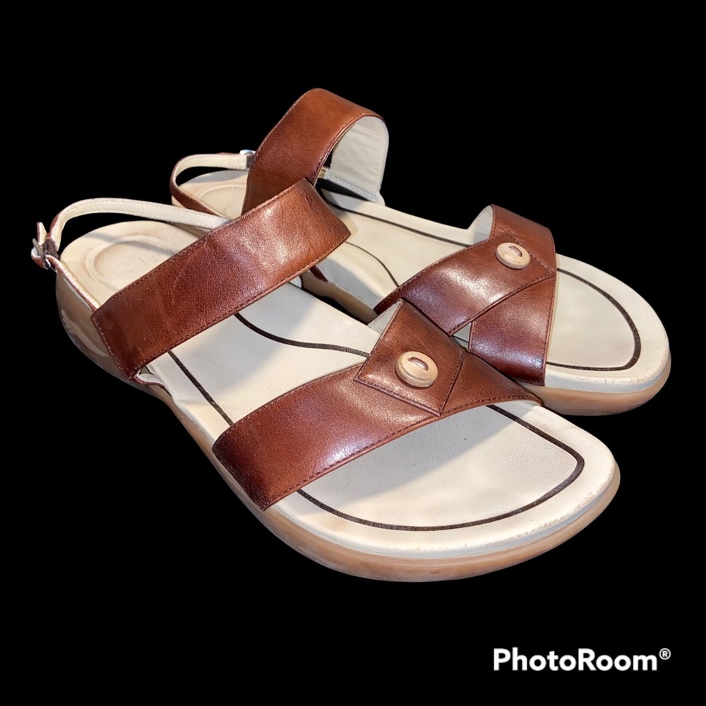 Dansko Woman’s Leather Sandals Size 41/10.5-11